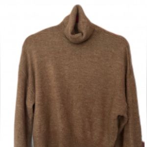 H&M Tan Turtleneck Sweater